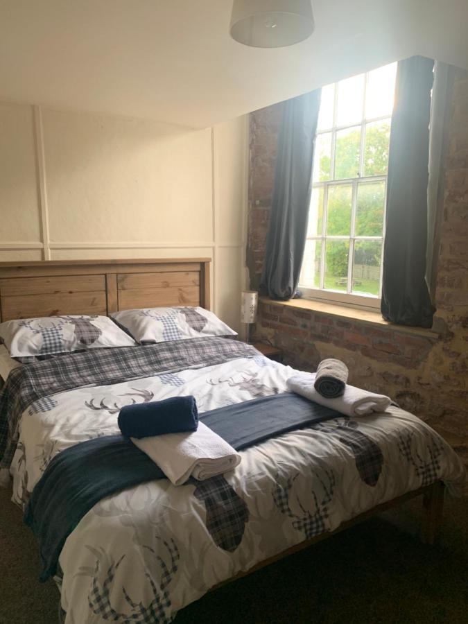Crosskeys Inn Guest Rooms In Wye Valley Goodrich Bagian luar foto